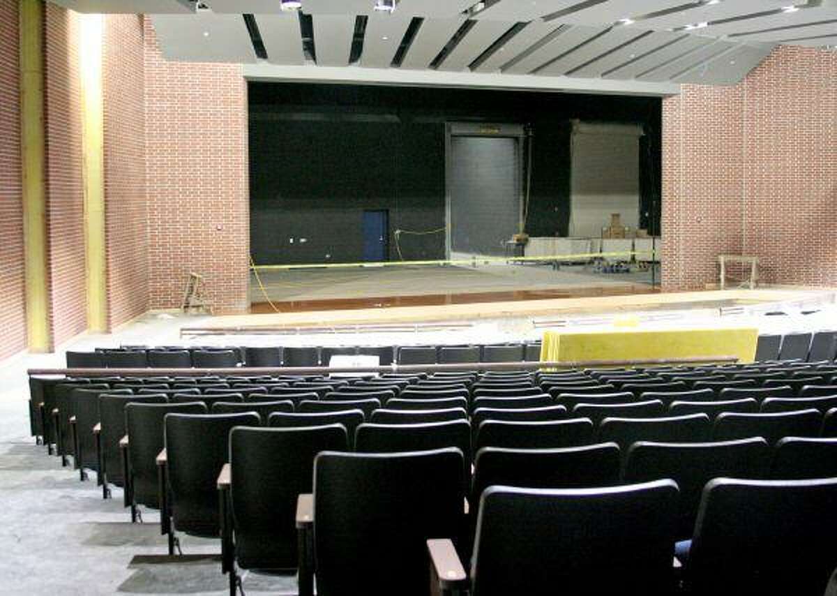 Dawson HS on track for fall opening