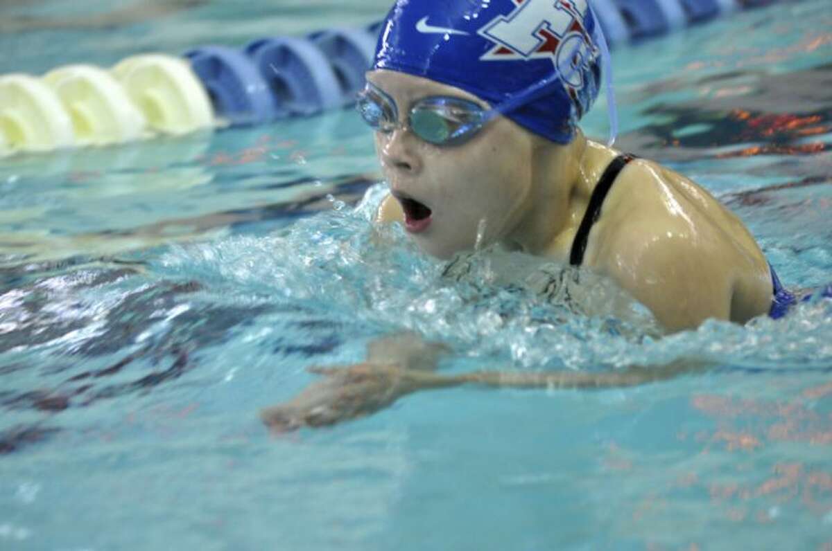 SWIMMING FCST shines at Spring Champs I