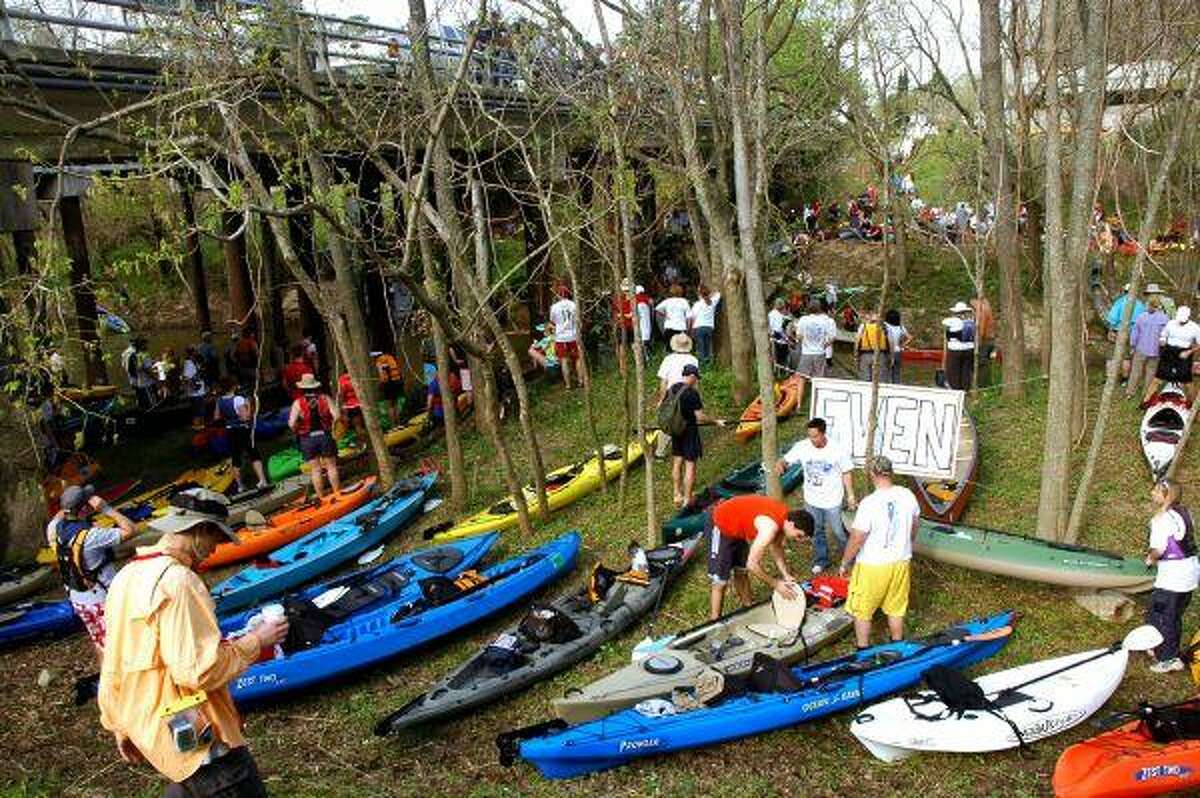 Buffalo Bayou comes alive with Regatta