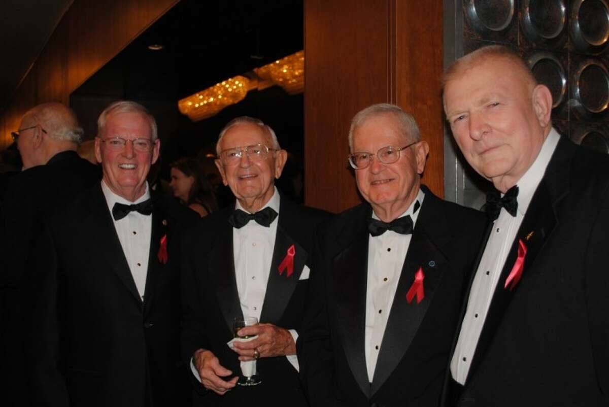 Space luminaries Glynn Lunney, Chris Craft, Ernie Aldrich and Gene Kranz, from left, were in the crowd of nearly a thousand at the Rotary Space Banquet Friday night at the Downtown Hyatt Regency.