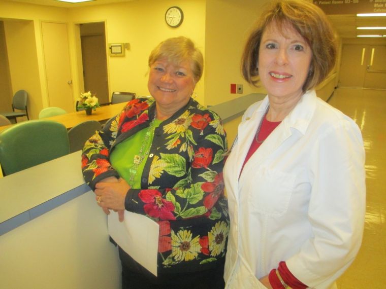 Memorial Hermann Northeast Hospital employees receive certification