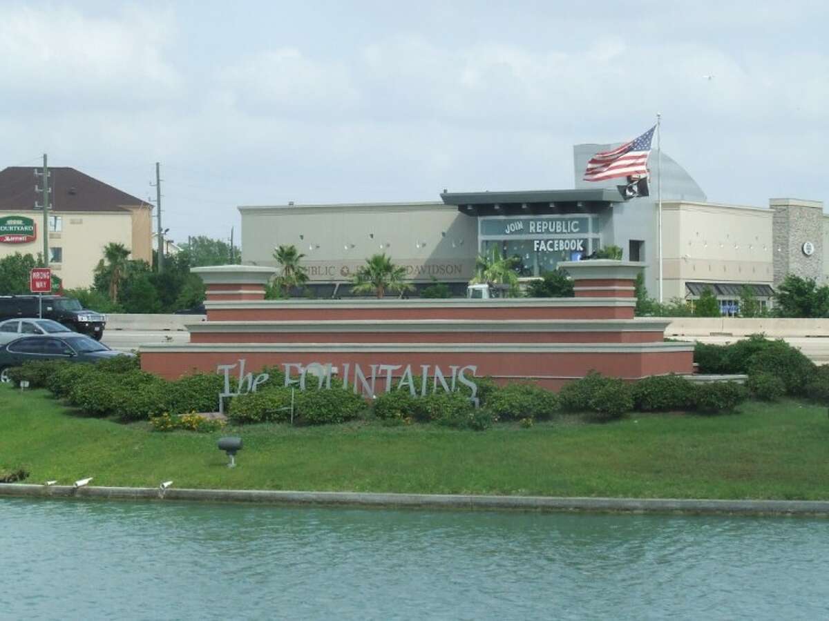 Fountains Shopping Center