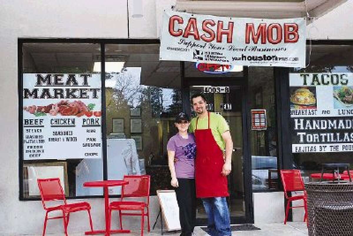 Kingwood Meat Market opens with Cash Mob fanfare