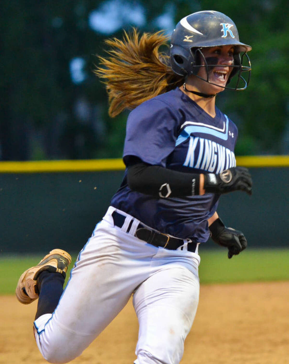 Softball: Kingwood dominates The Woodlands 14-3, takes 1-0 series lead