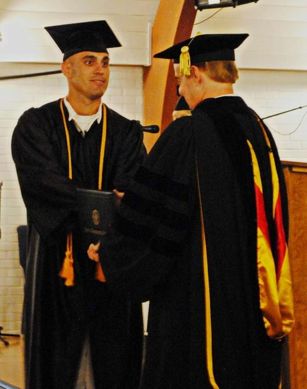 ACC, UHCL inmate students receive degrees