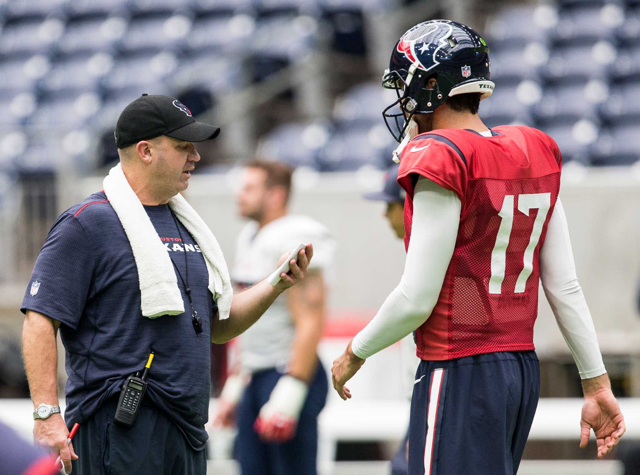 Texans LB Brian Cushing out indefinitely with sprained ligament