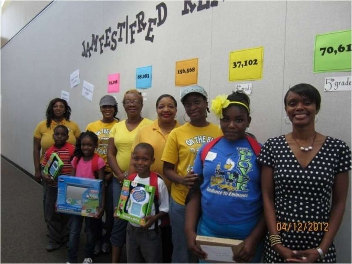 Glover Elementary School earns Grand Prize award in Rockets "Read to