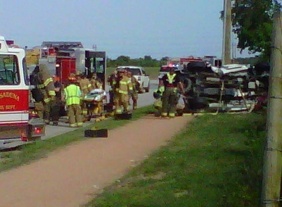 Fatal car accident in Pasadena claims lives of two