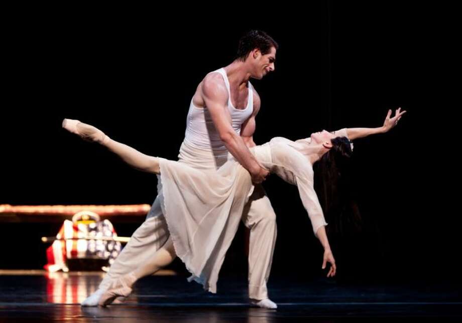 Houston Ballet Pirouettes onto Pavilion Stage for ‘Madame Butterfly