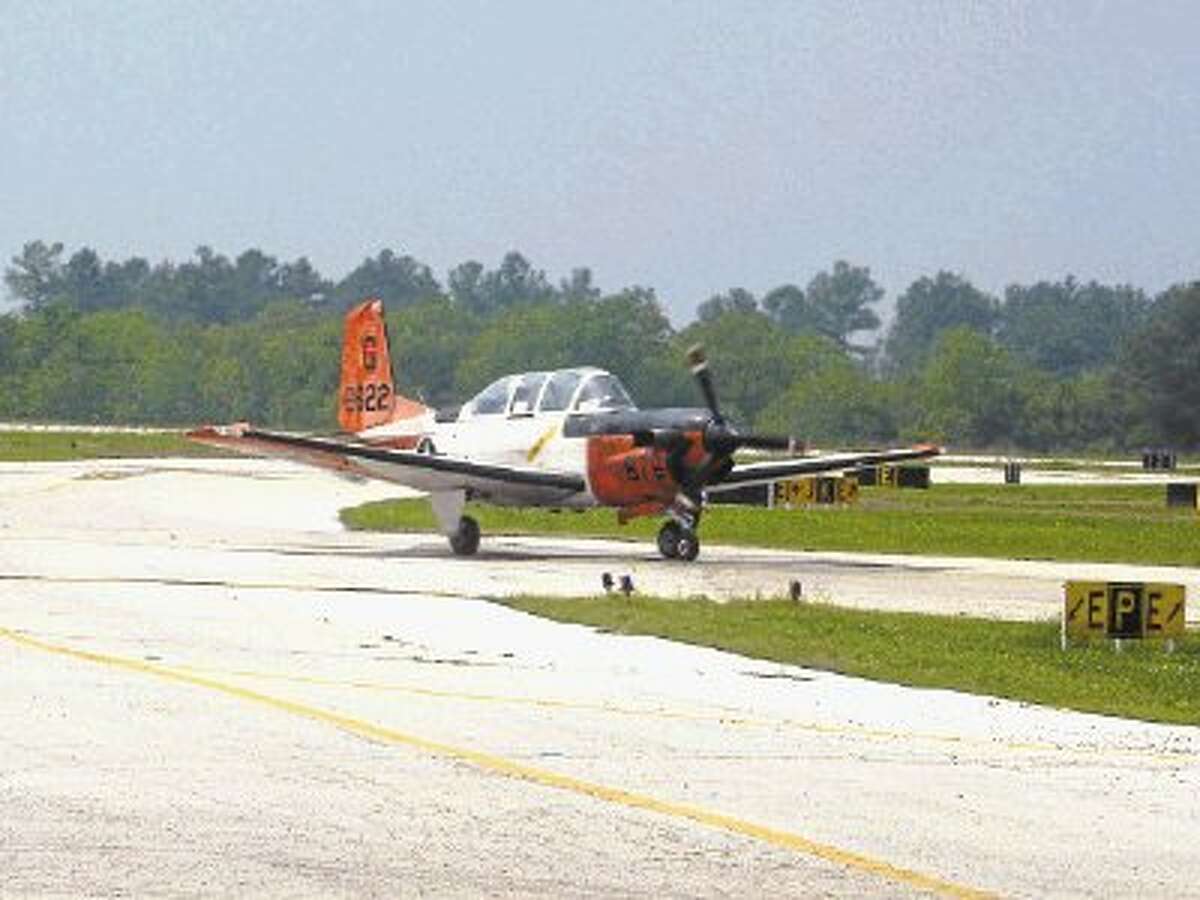 Development brings jets to Hooks Airport