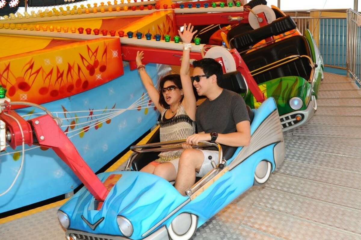 Pleasure Pier adds thrills to Galveston Seawall