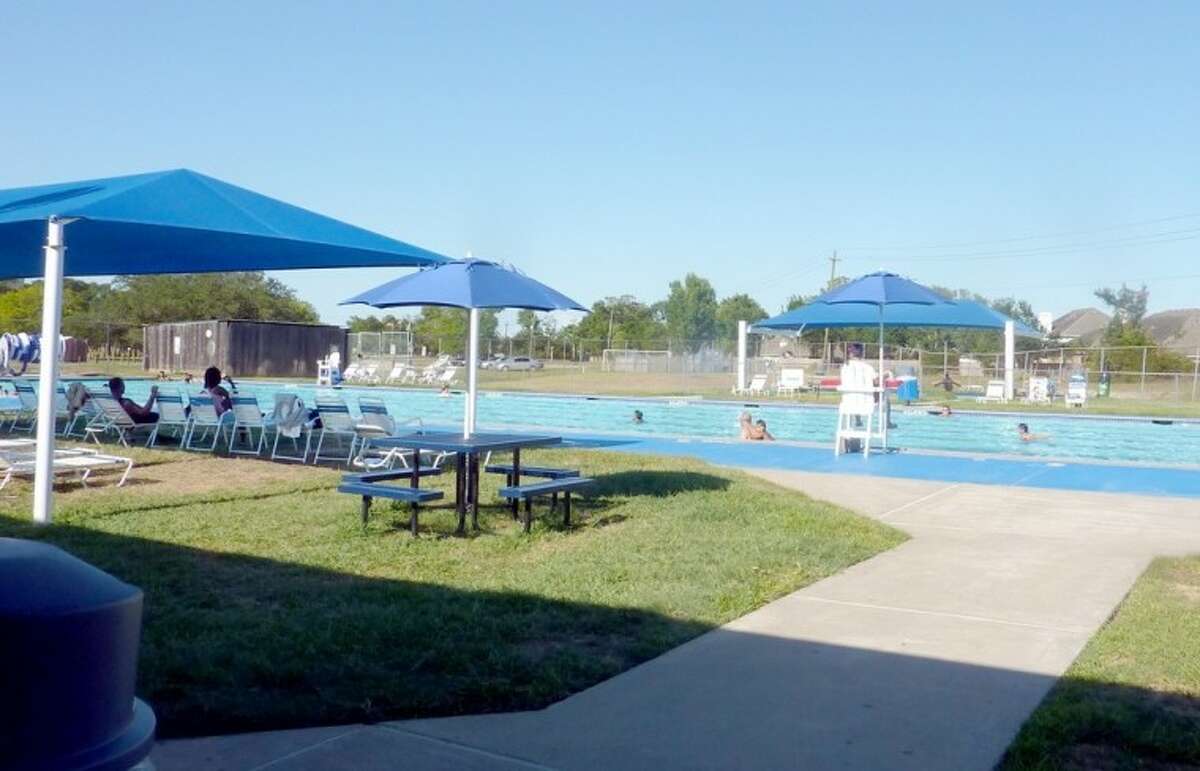 Pearland facing tough decisions for Independence Park swimming pool