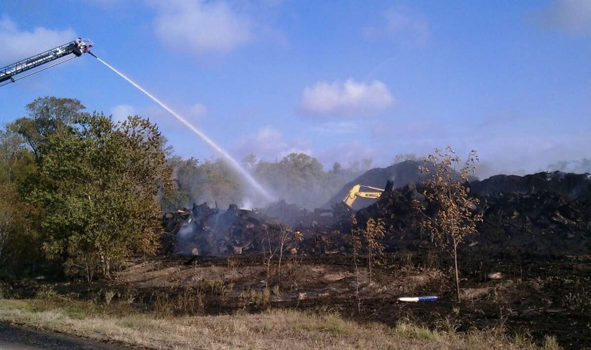 Multiple fire departments battle mulch blaze