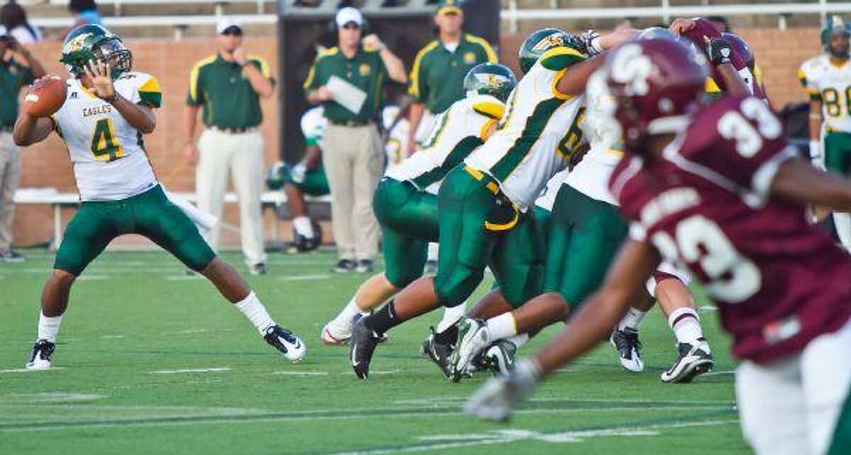 Klein Forest Quarterback Matt Davis Will Miss The Season With Torn Acl