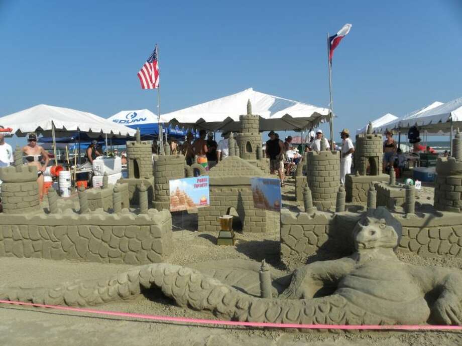 Gigantic sand castles to decorate Galveston’s East Beach Saturday, June