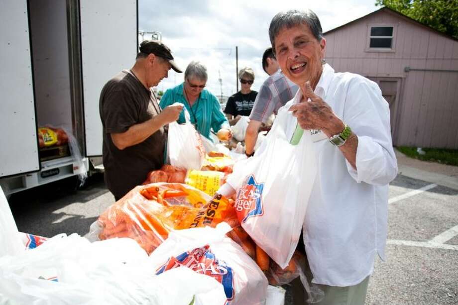 Haam Partners With Houston Food Bank To Host Mobile Food Fair