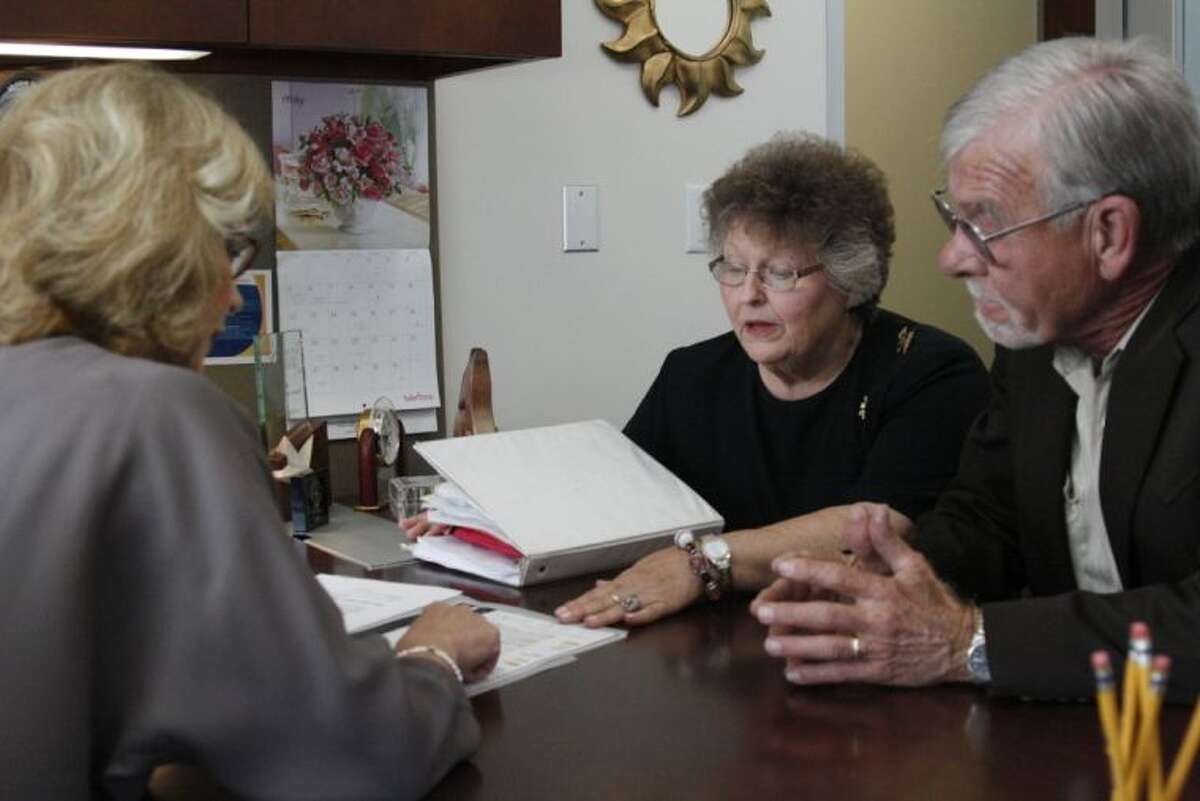Lifelong learning Retired couples returns to classes at Lone Star