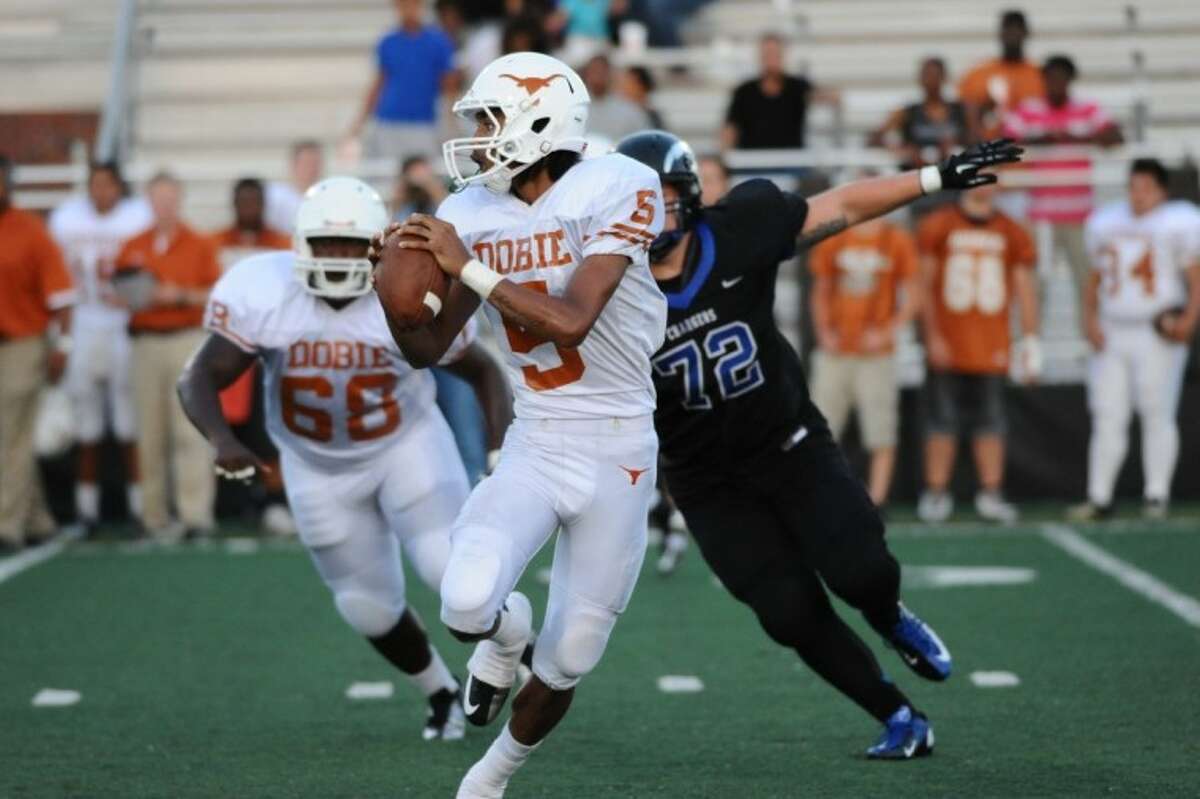 Dobie surprises Clear Springs, 26-14