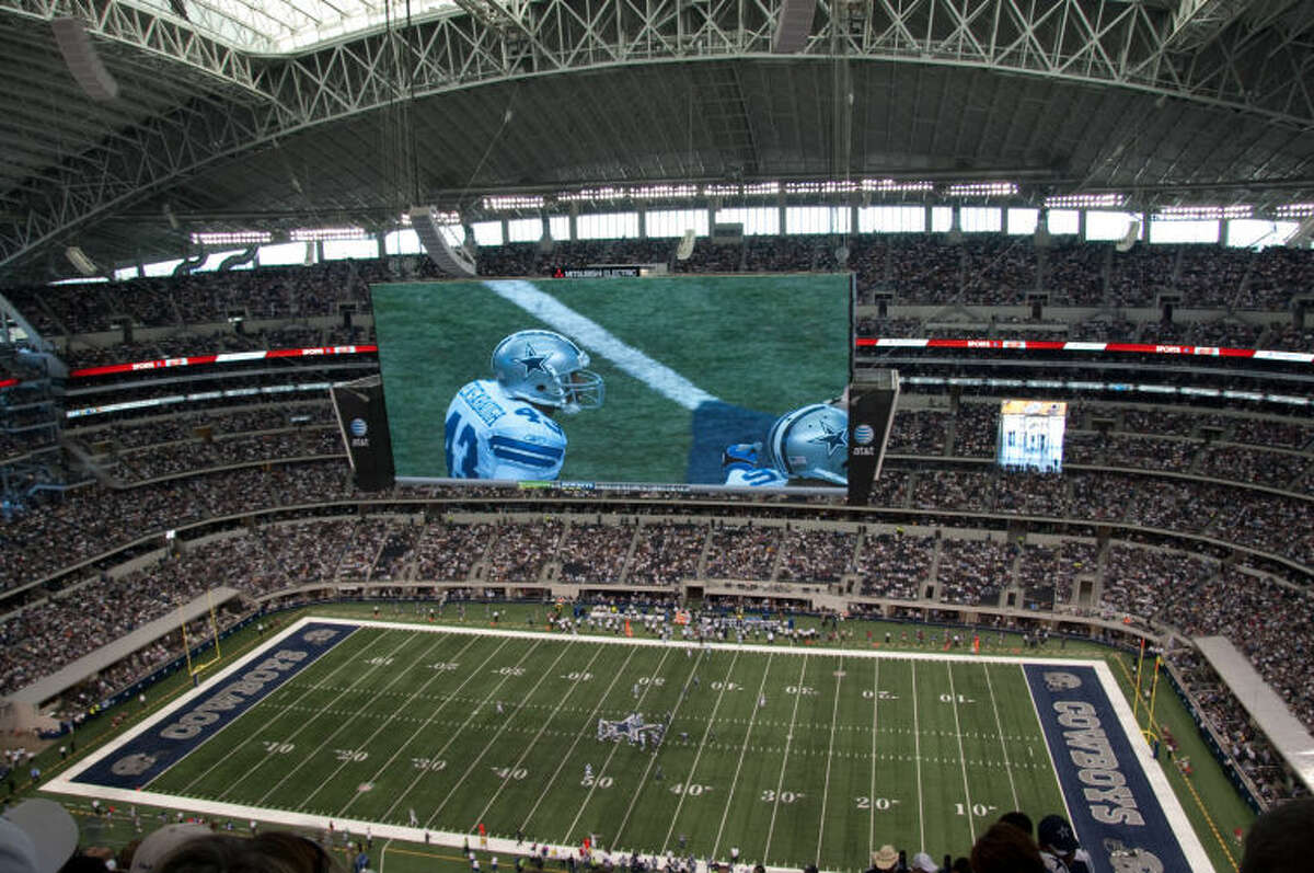 AT&T Stadium in East Arlington - Tours and Activities