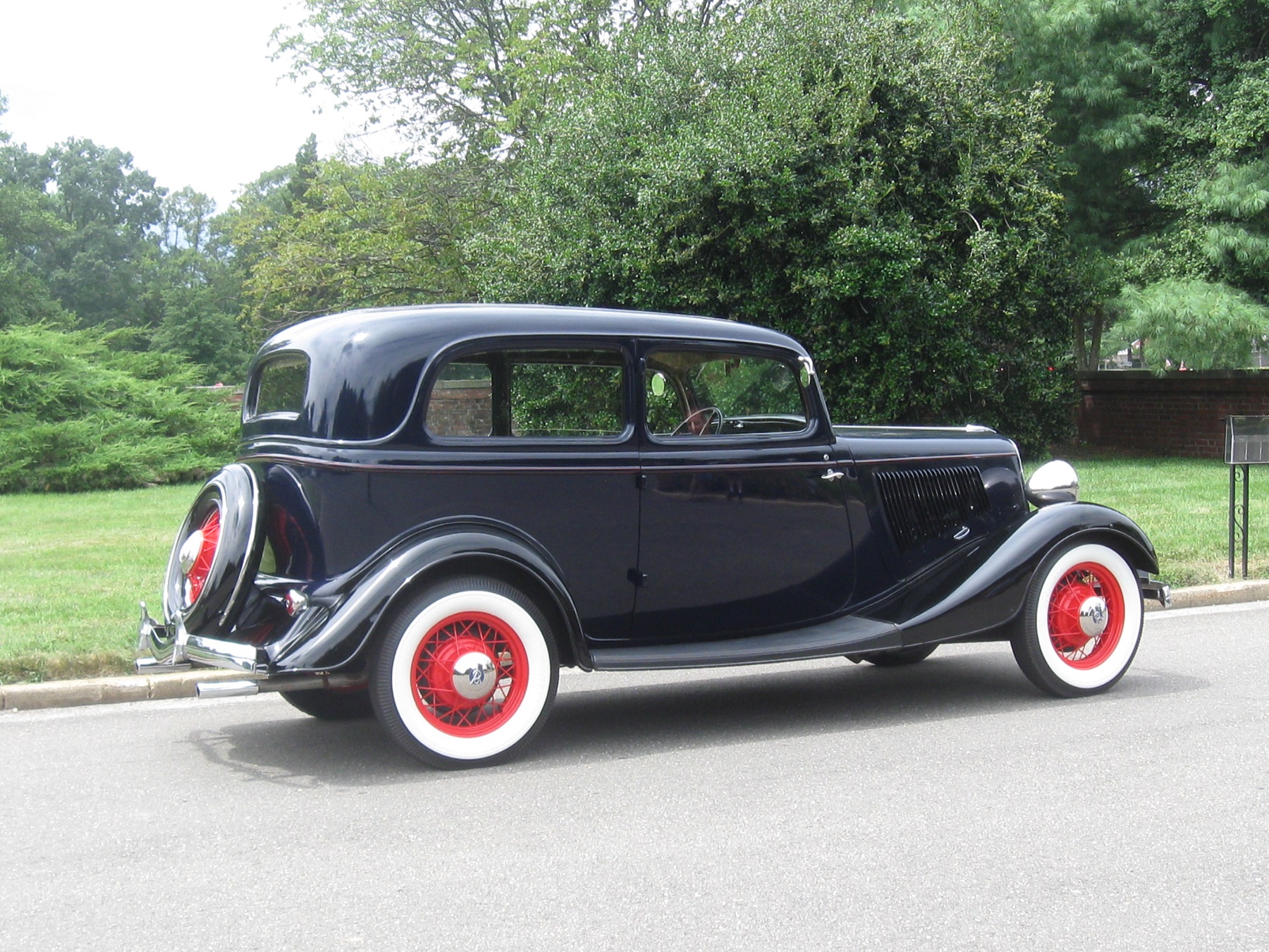 1933 Ford sedan delivery