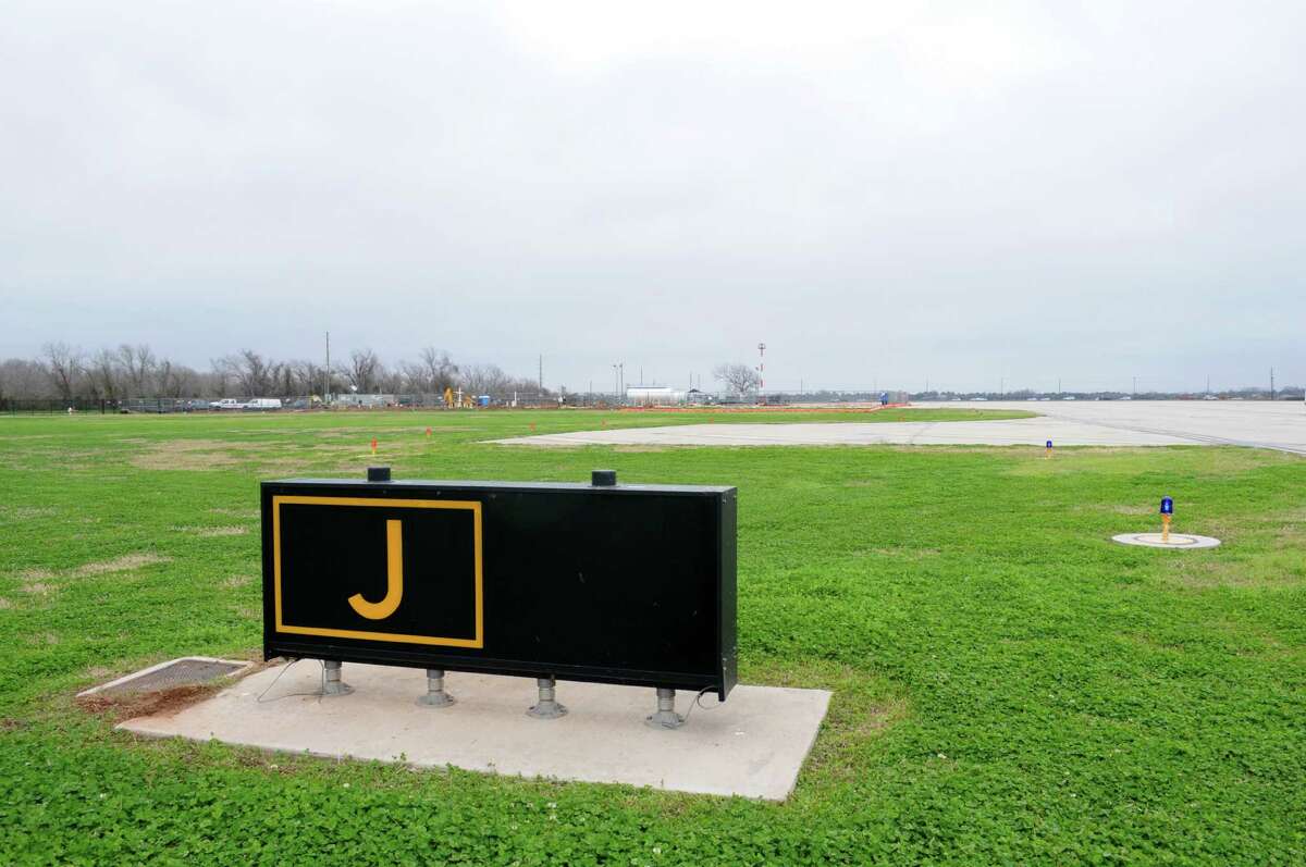 Plane slides off runway at Sugar Land airport