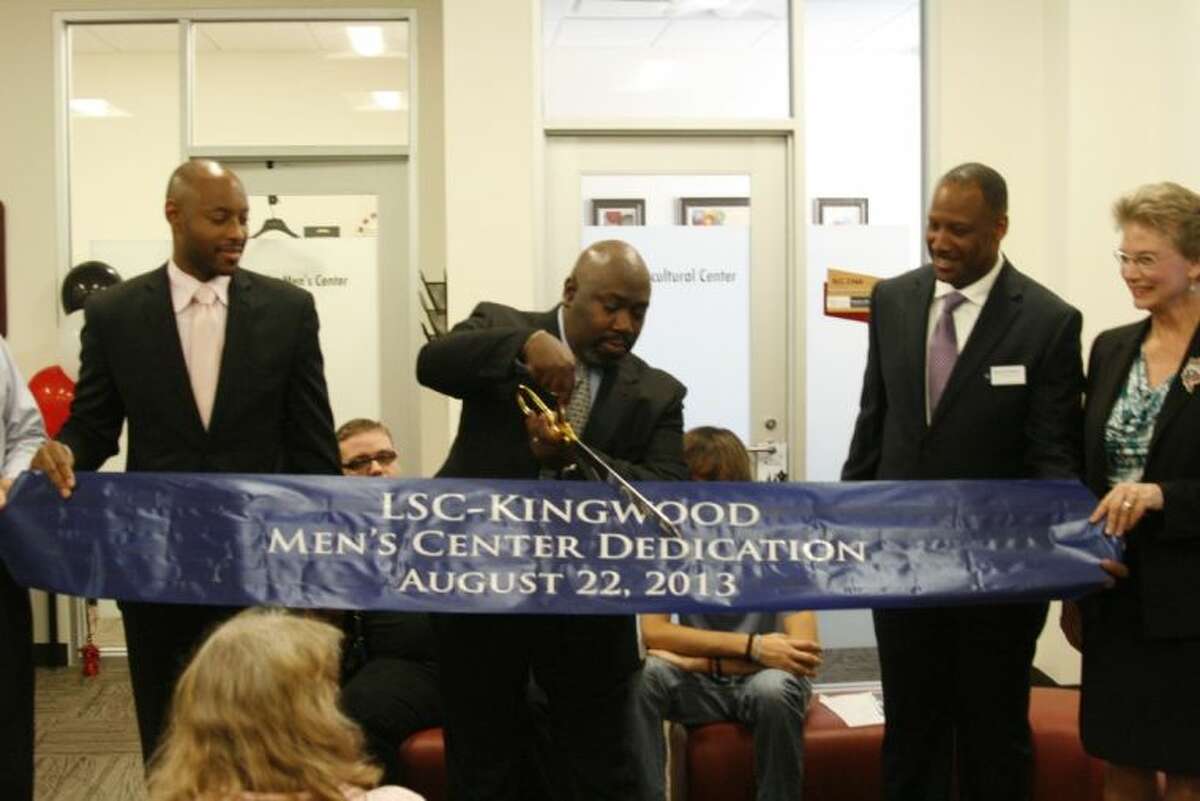 Boys to Men LSCK opens Men’s Center for male students