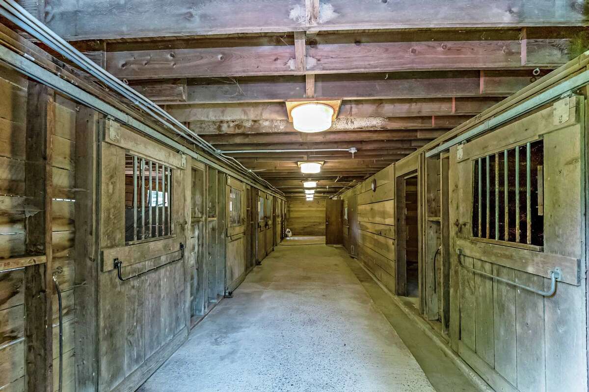 Wilton's Millstone Farm finds new owners