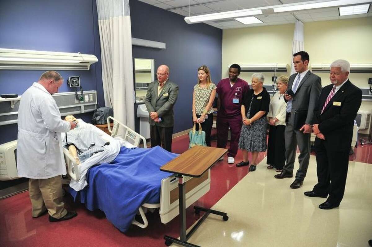 Grand opening showcases San Jacinto College North science and allied