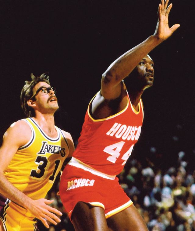 Rockets to Retire No. 44 in Honor of Elvin Hayes