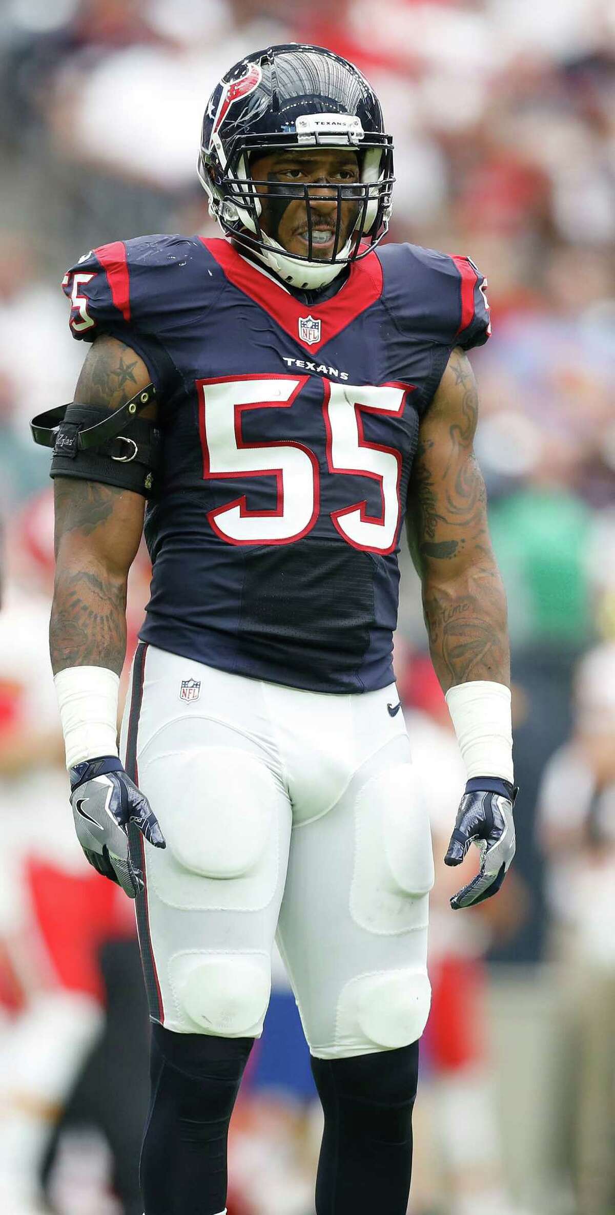 Texans' Benardrick McKinney: Brian Cushing always a coach on the field