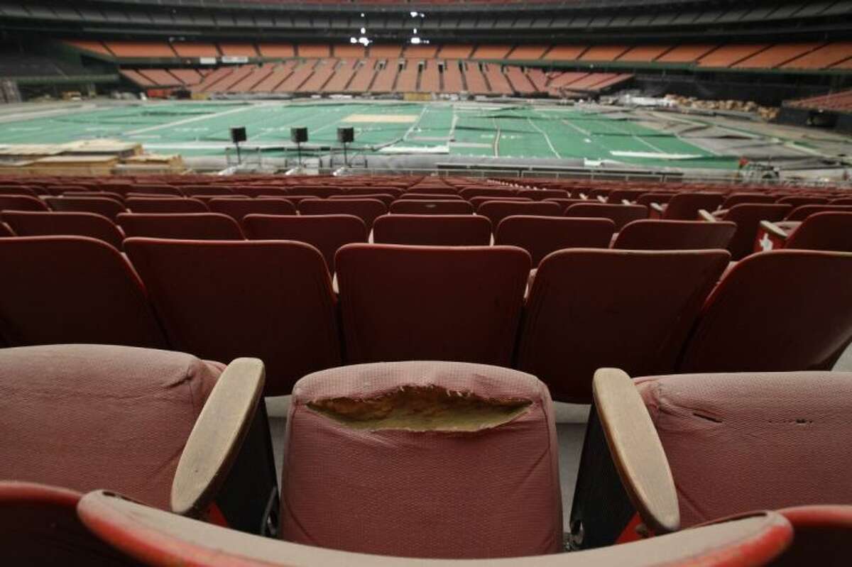 Astrodome - History, Photos & More of the former home of the Houston Oilers  stadium