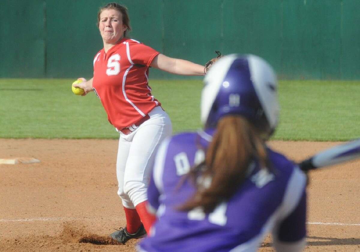 Splendora's Brianna Muirhead delivers a pitch against Dayton at the Willis Tournament on Thursday.