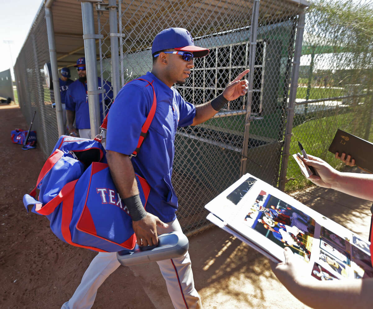 Elvis Andrus longest-tenured Rangers position player at 26