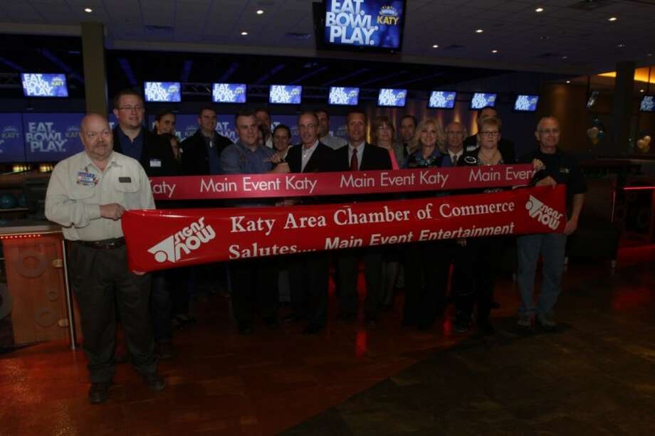 Main Event Entertainment opens onestop entertainment center Houston