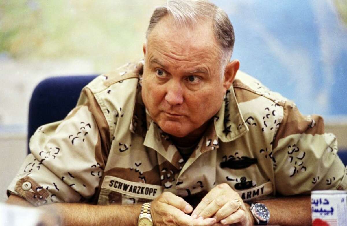 AP source: Retired Gen. Norman Schwarzkopf dies