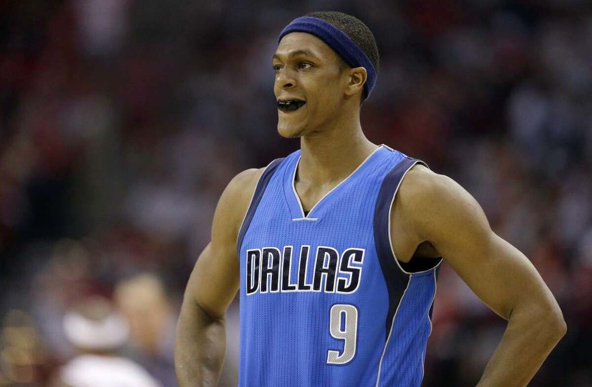 Dallas Mavericks' Rajon Rondo sat nearly the entire second half of the Mavs' loss to Houston and didn't get a lot of support from his coach afterward in what is clearly an experiment gone wrong.
