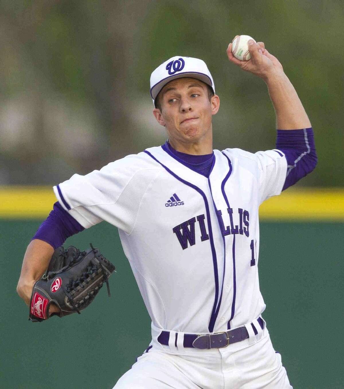 BASEBALL Novak’s seventhinning sacrifice fly lifts Willis over Rudder