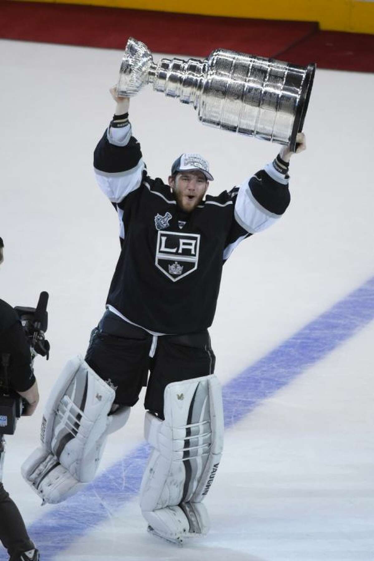 NHL: Kings celebrate second title and plot third Stanley Cup run