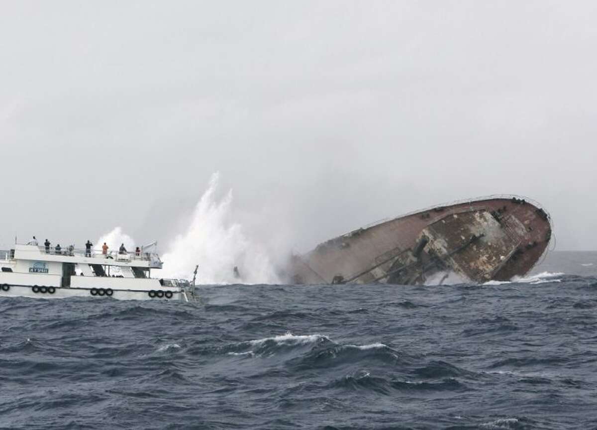 Ship needed to make new artificial reef