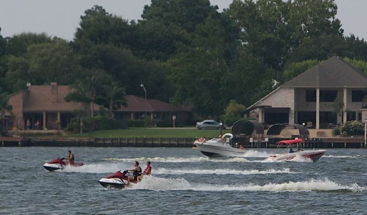 Lake Conroe fireworks show returns for 2014