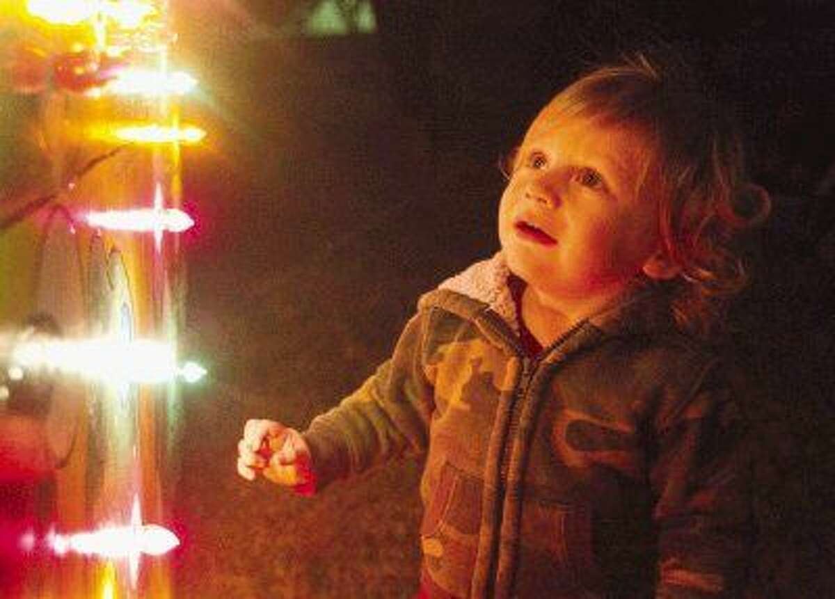 Conroe lights up tree for Christmas in Heritage Park