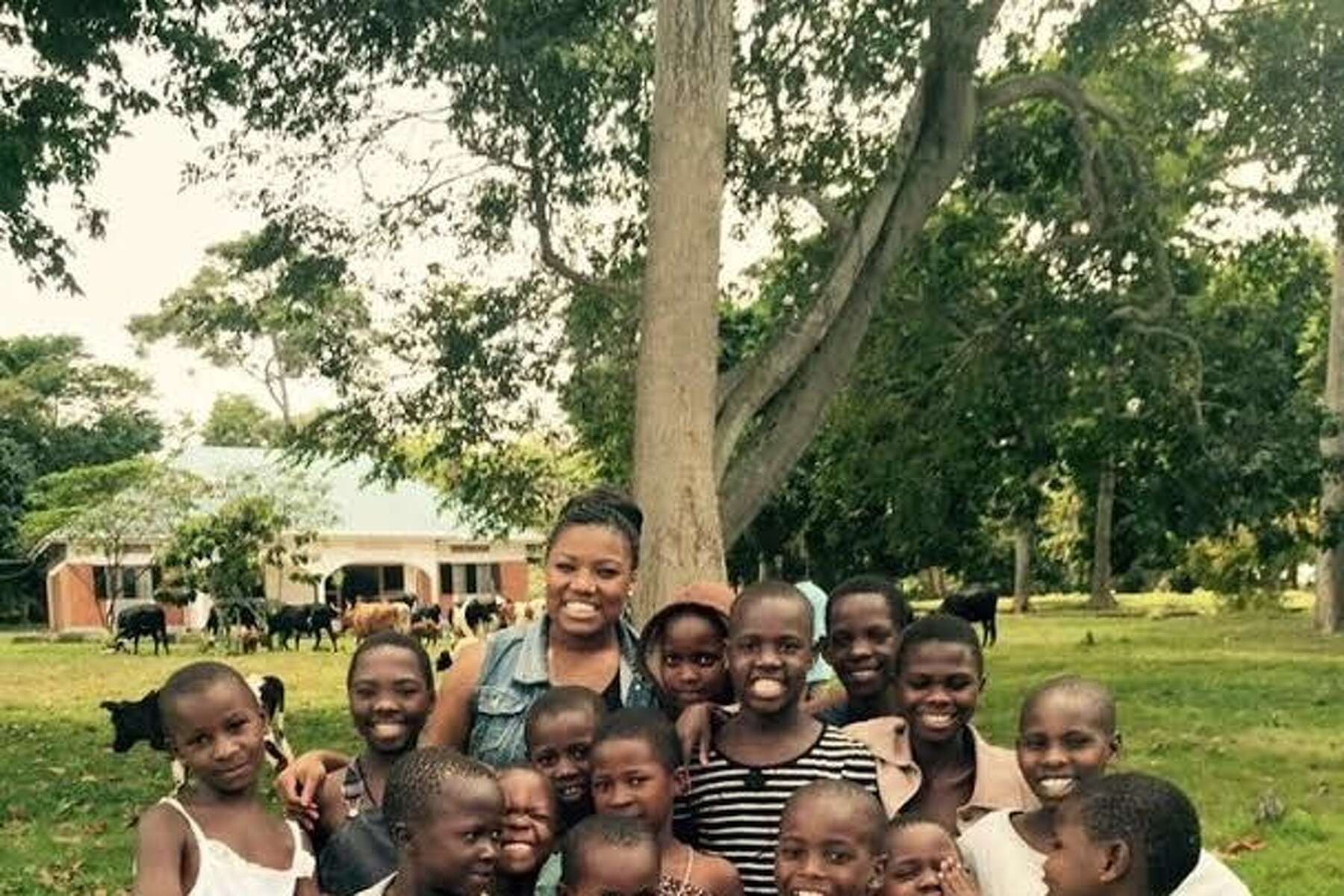 Local Missionary Raising Bucks 4 Bussi