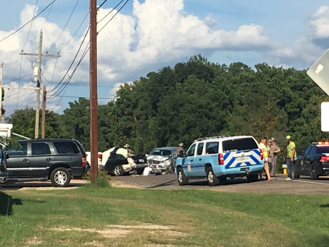 Mother, baby killed in accident, toddler critically injured