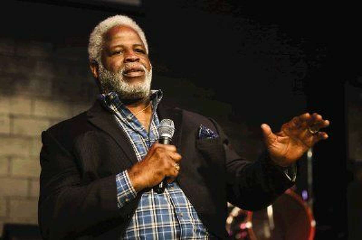 Former Heisman winner, Oiler Earl Campbell coming to Conroe