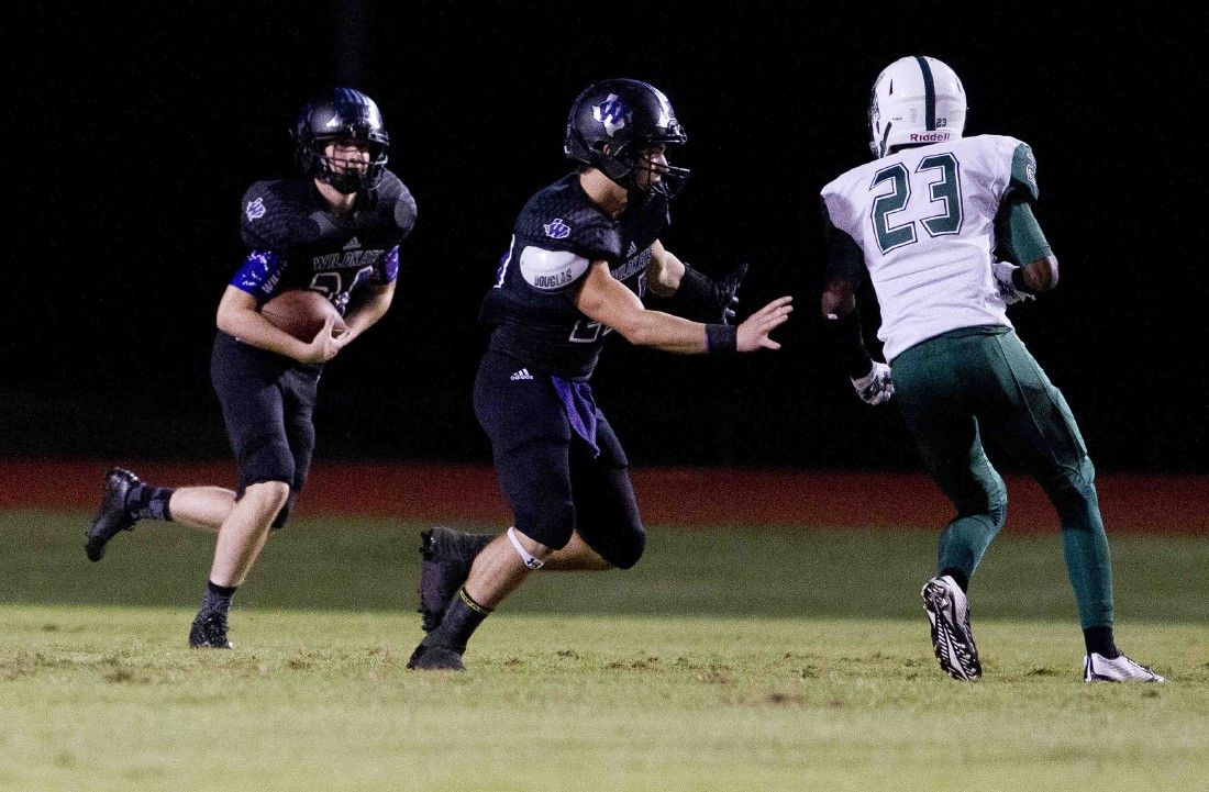 FOOTBALL: Suffocating defense sends Willis past Huntsville, into 5A ...