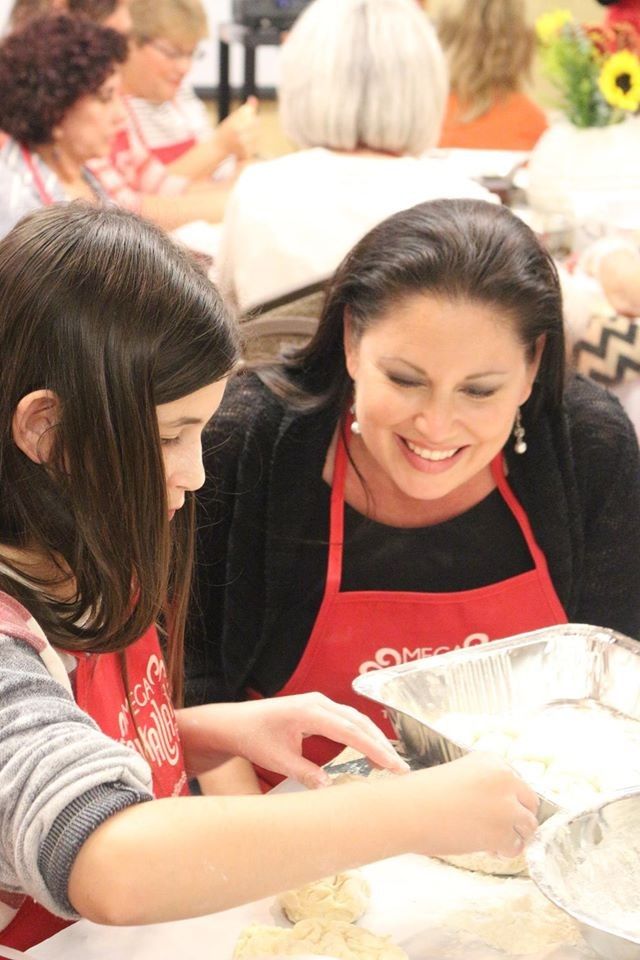 dozens-attend-annual-jewish-challah-bake-in-the-woodlands