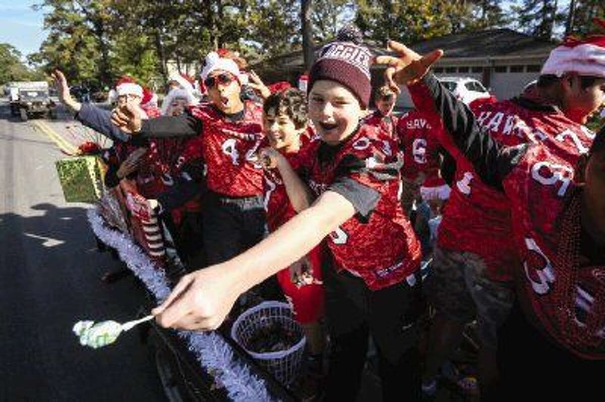 Oak Ridge North brings Christmas to town