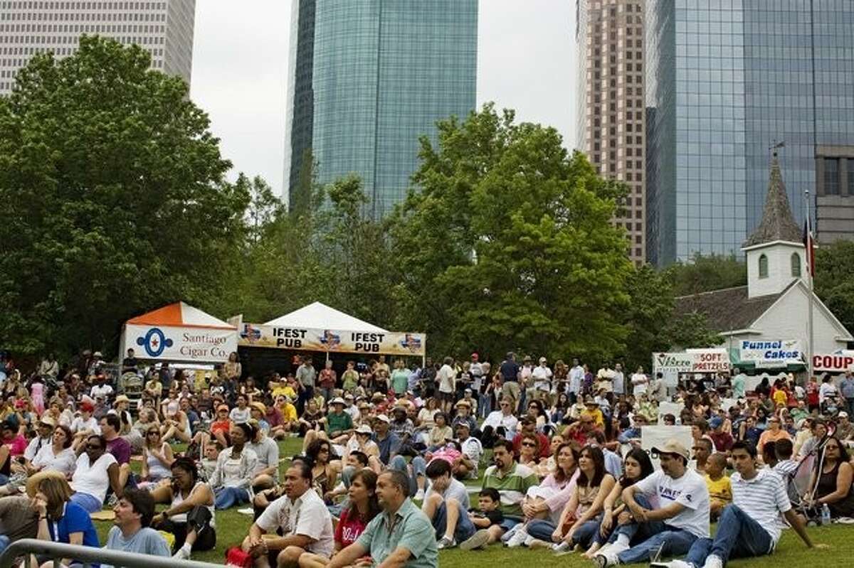 Houstonarea happenings April 1825