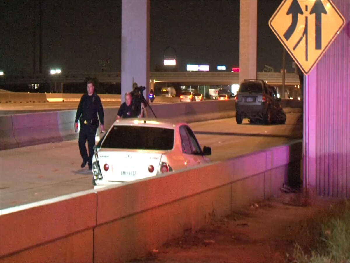 Autopedestrian crash shuts down North Freeway at Tidwell for 3 hours