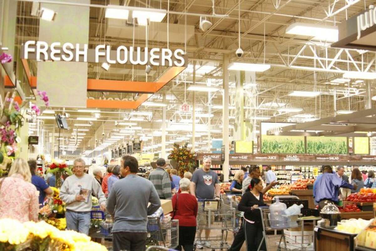 The new Kroger Marketplace opens their doors for the community